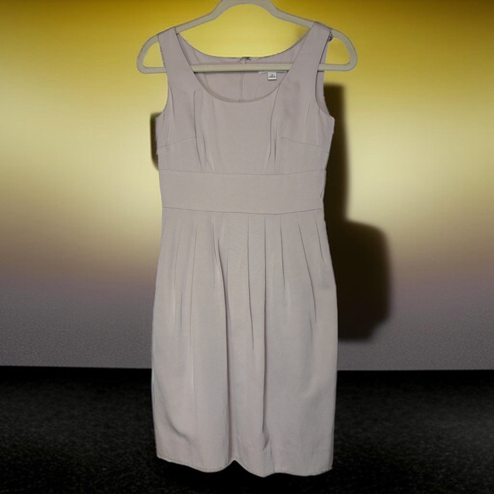 BANANA REPUBLIC SLEEVELESS TAN FIT & FLARE DRESS SIZE 0 WITH POCKETS
